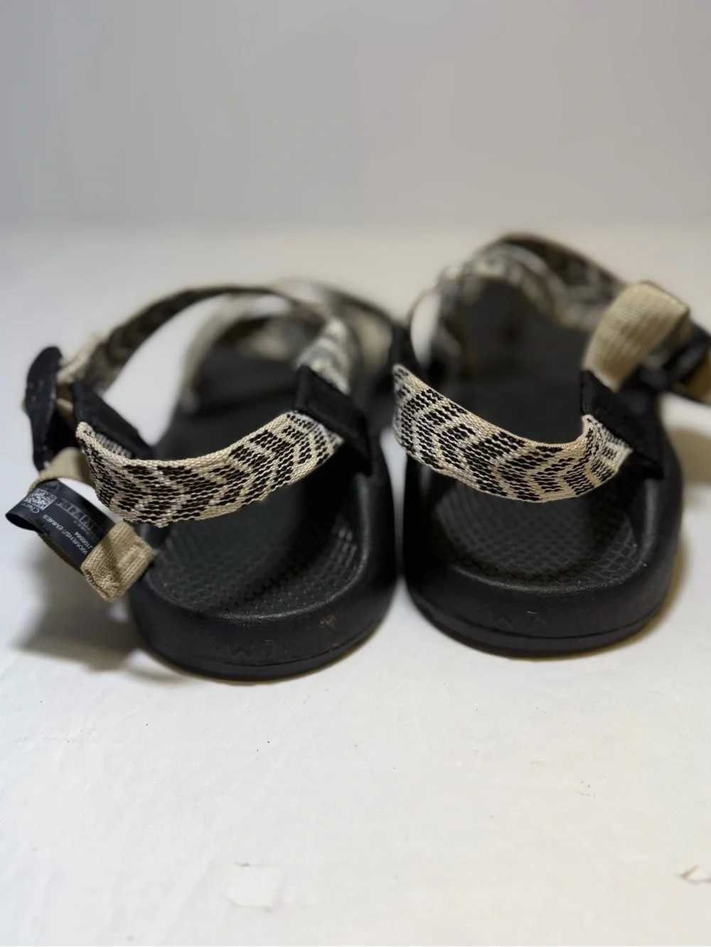 Chaco Black Sandal with Tan and Beige Chevron Straps 7 small chip in clasp
